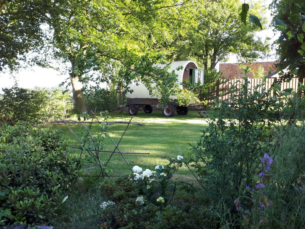 Irish Bowtop Op Het Platteland Van Huize Ouwervelden Wouwsche Plantage Exterior foto